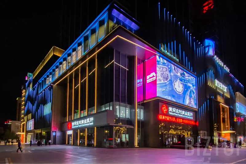 银川建发现代城LED透显著示屏项目